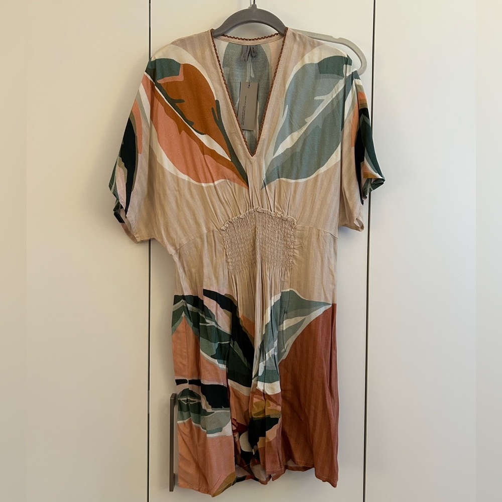Anthropologie V-Neck Dress with Earthy Tones. Great cover up or light sun dress